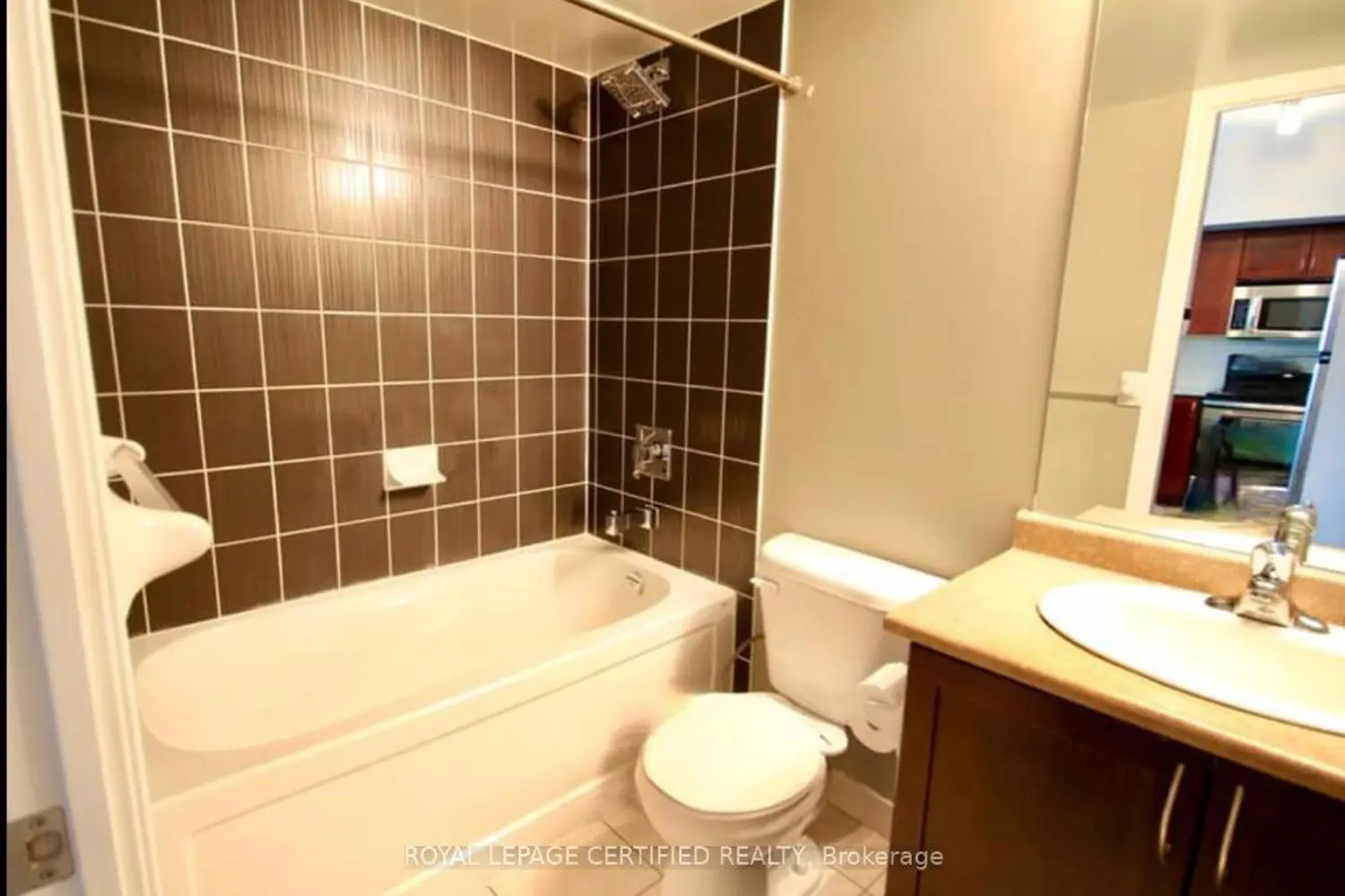 Additional image 6 of 208 Enfield Place 3301