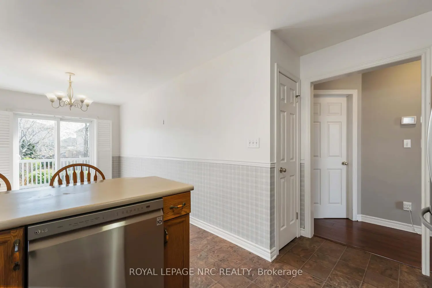 Additional image 5 of 7900 Ascot Circle