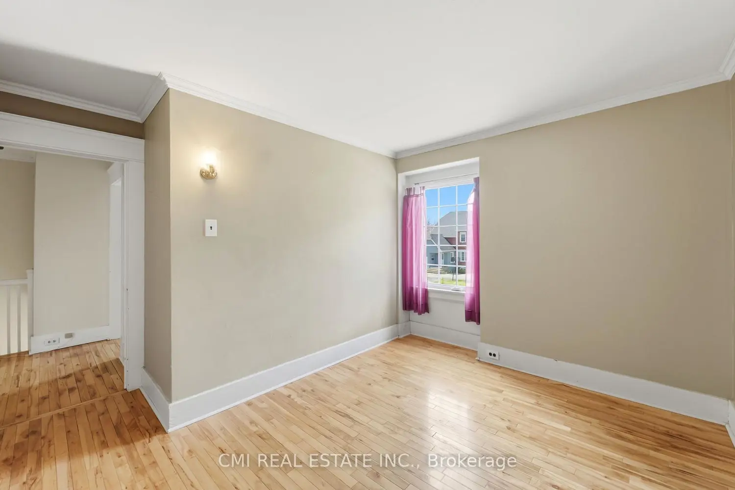 Additional image 11 of 555 Smerdon Street