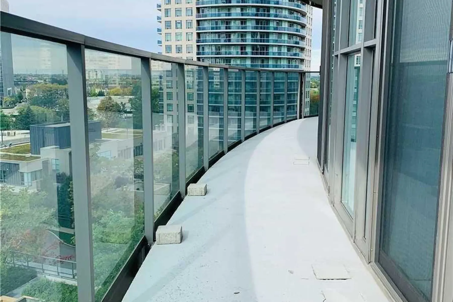 Additional image 14 of 60 Absolute Avenue 706