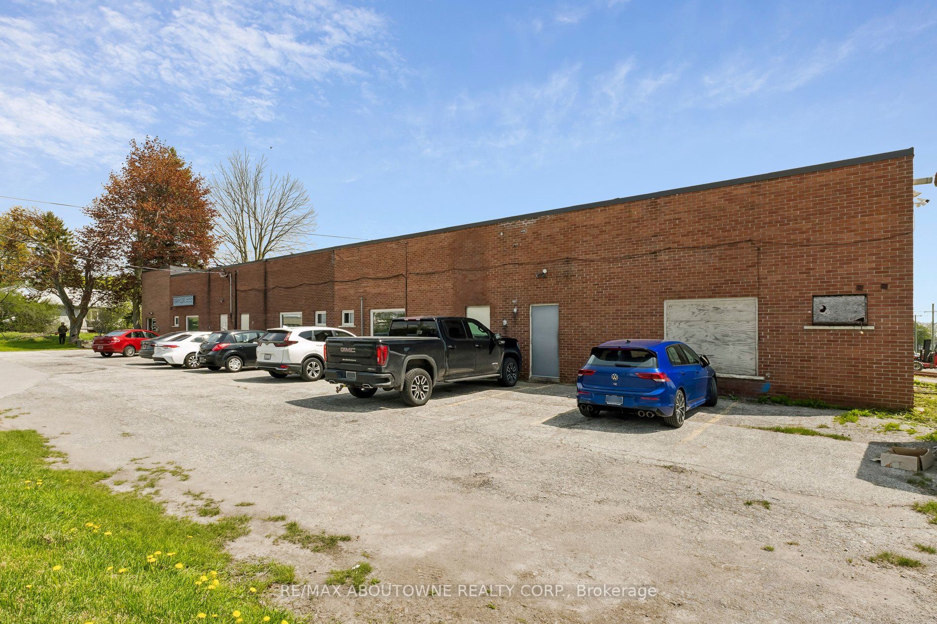 1719 Charles Street, Whitby, ON, L1N 1C3