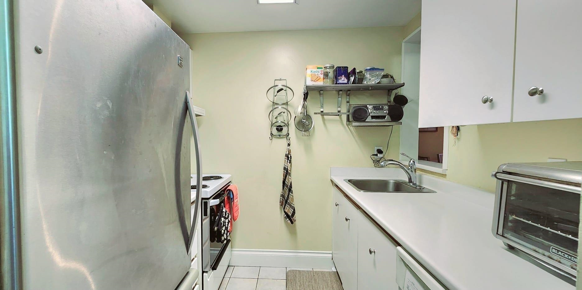 Additional image 4 of 208-811 Helmcken Street, Vancouver, BC, V6Z 1B1