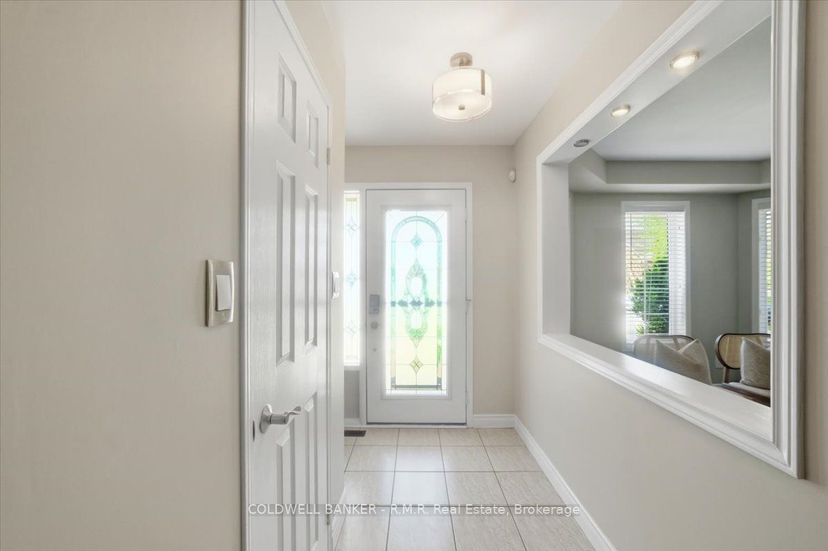 Additional image 3 of 45 Angier Crescent, Ajax, ON, L1S 7R8