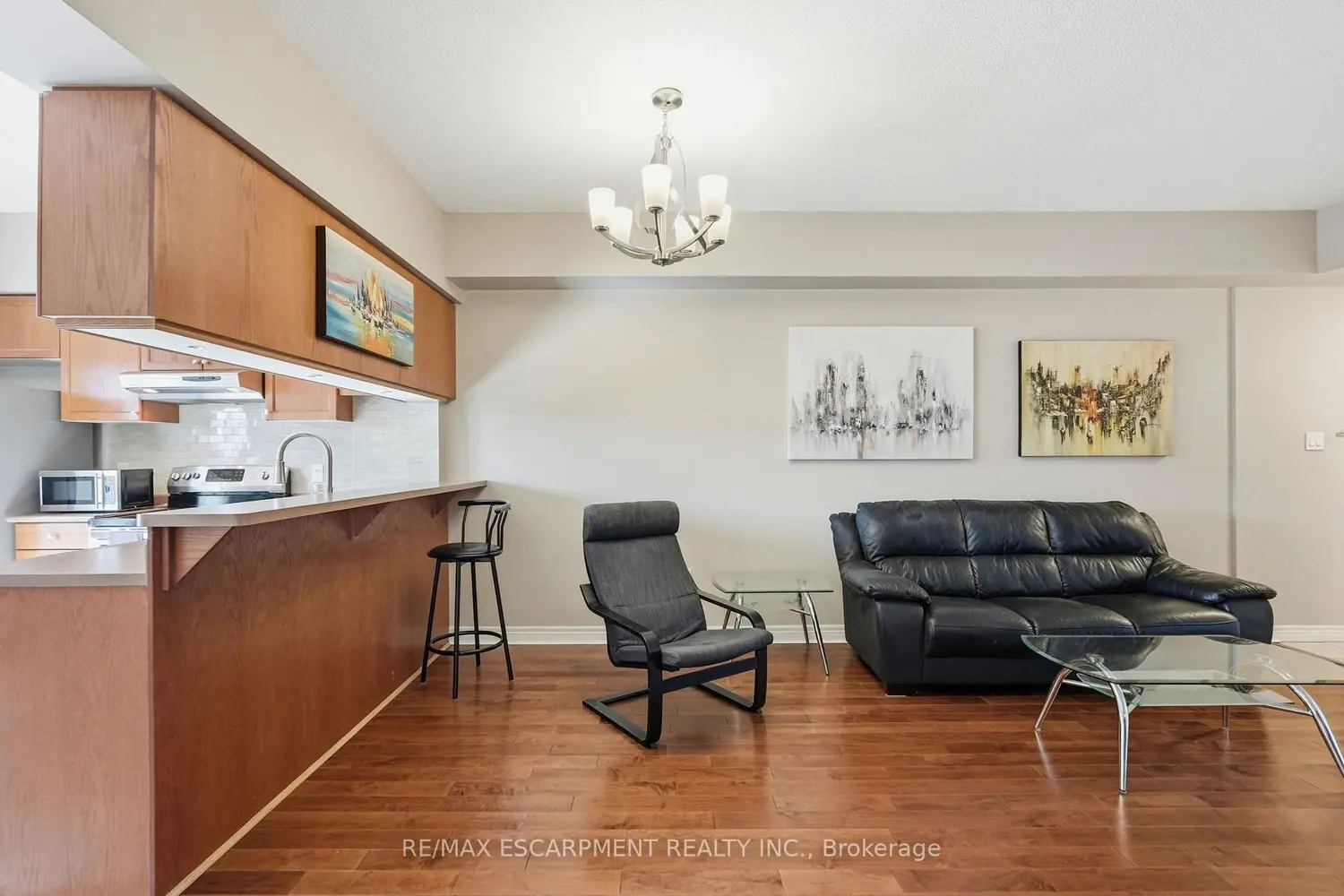 Additional image 7 of 4006 Kilmer Drive 407