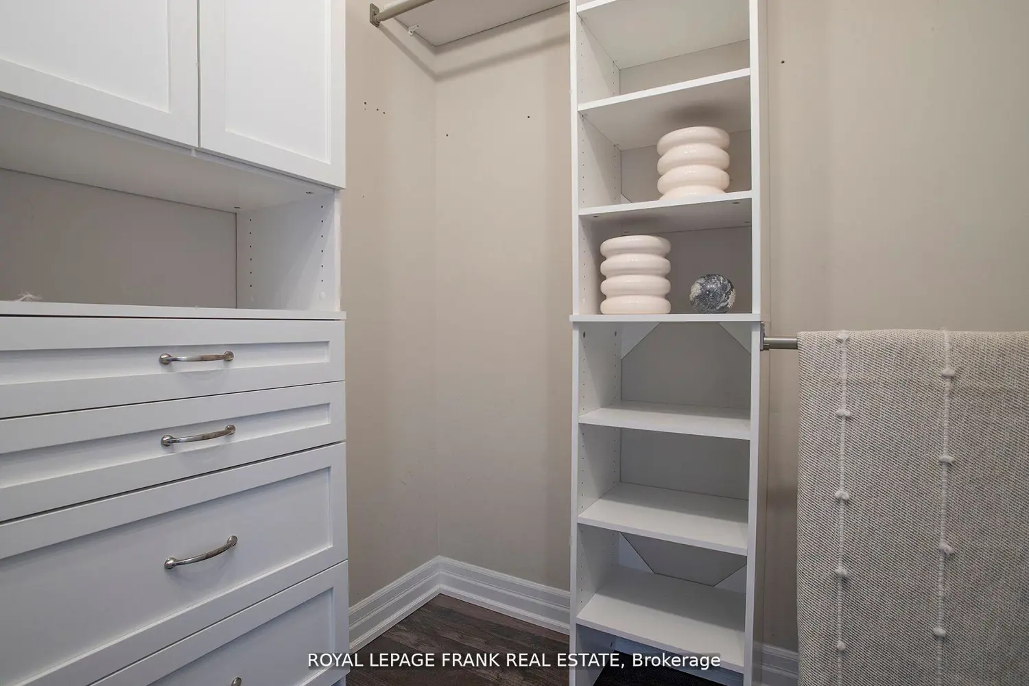 Additional image 17 of 1600 Charles Street 101