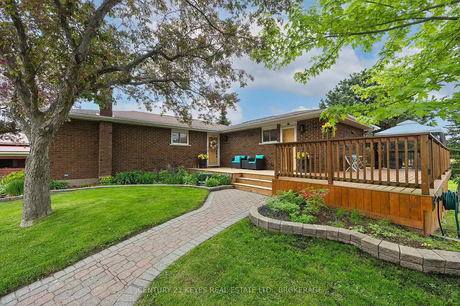 38 Willowbank Road