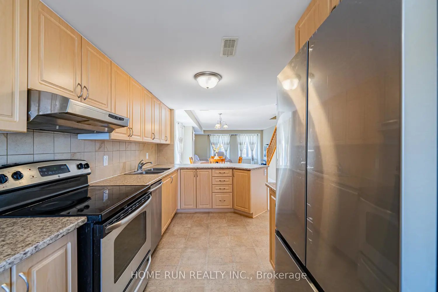 Additional image 11 of 12 Argent Private 20