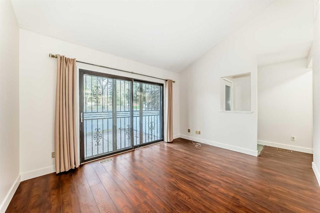 Additional image 6 of 307-2520 Palliser Drive SW, Calgary, AB, T2V4S9