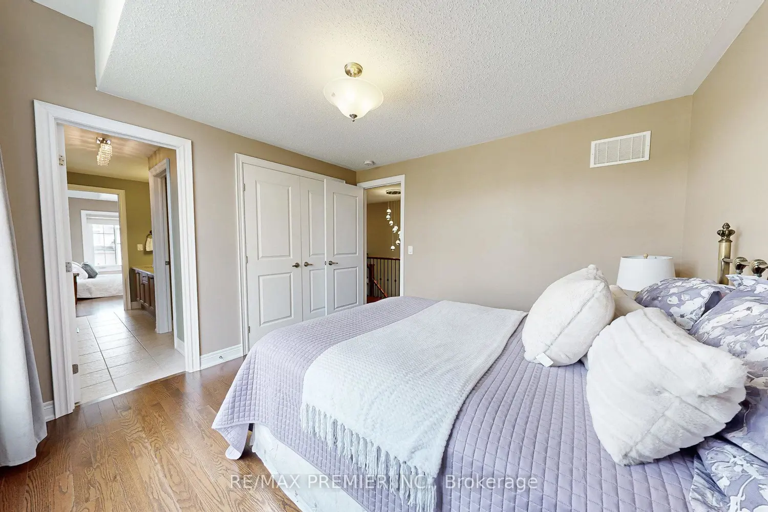 Additional image 14 of 28 Rivoli Drive