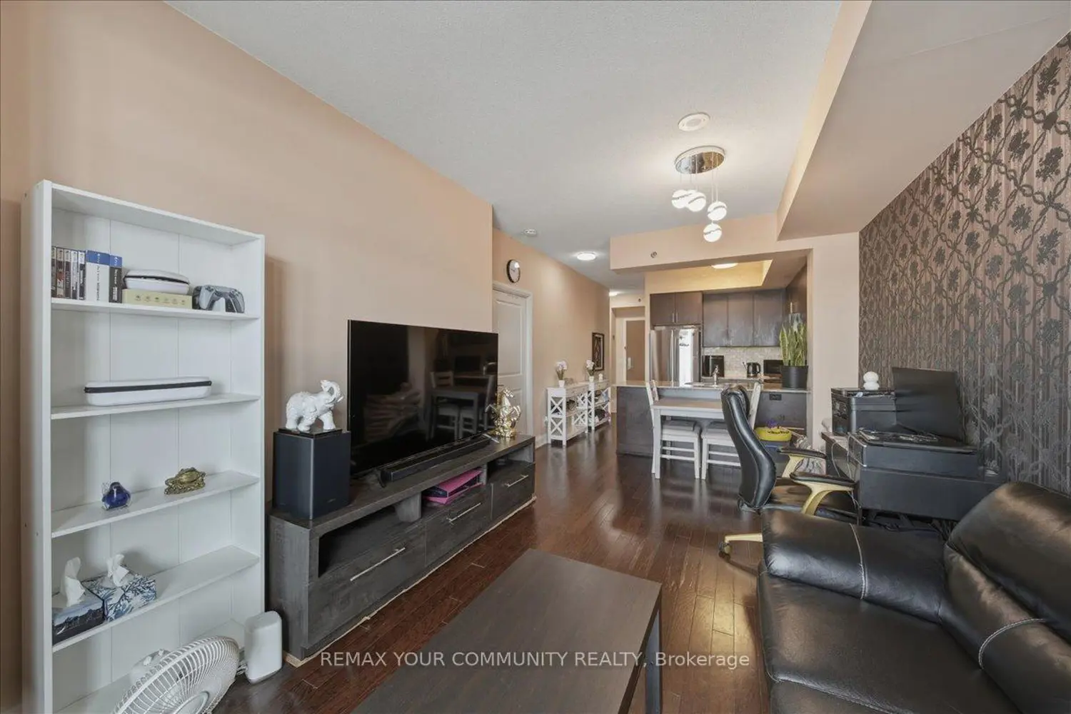 Additional image 12 of 520 Steeles Avenue 1009