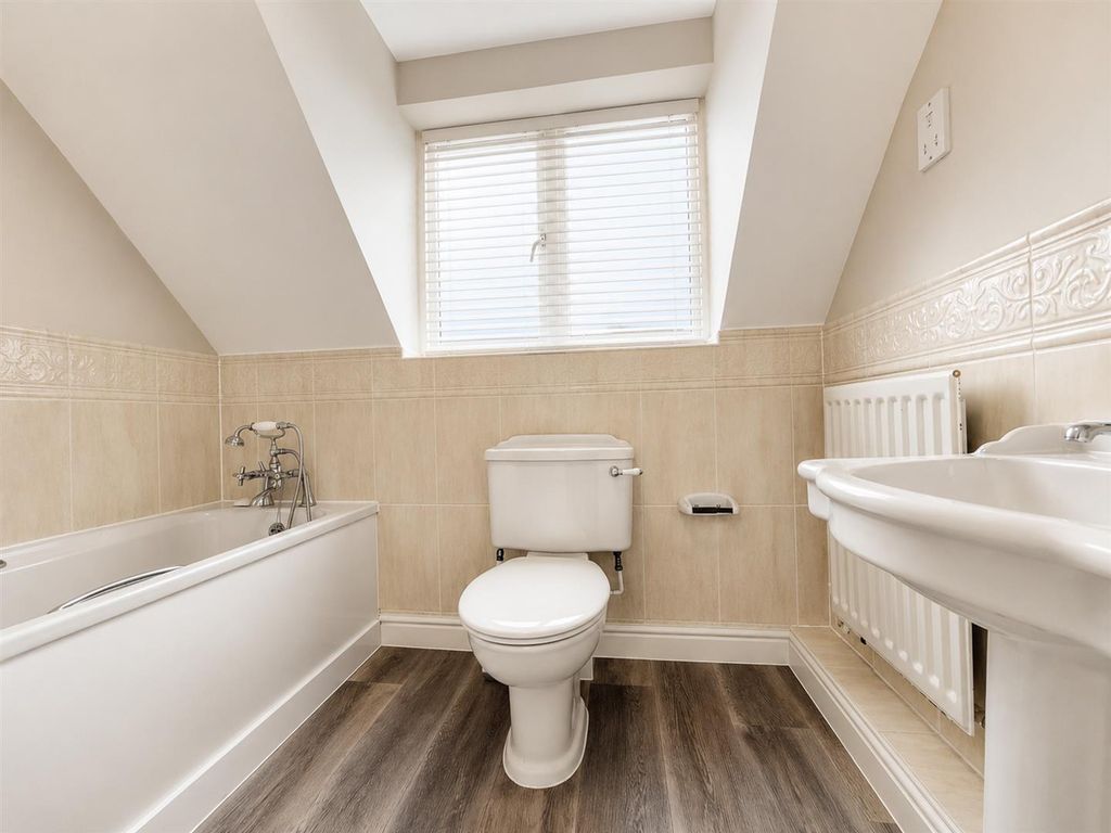 Additional image 18 of 7 bed detached house to rentThe Park, Cheltenham GL50