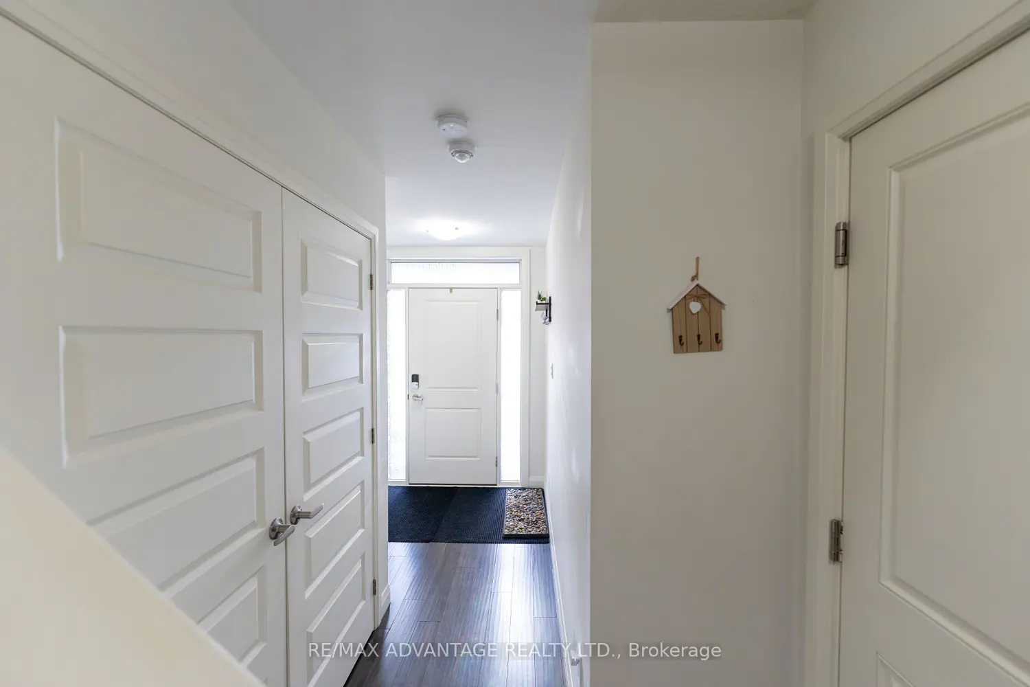 Additional image 16 of 3260 Singleton Avenue 130