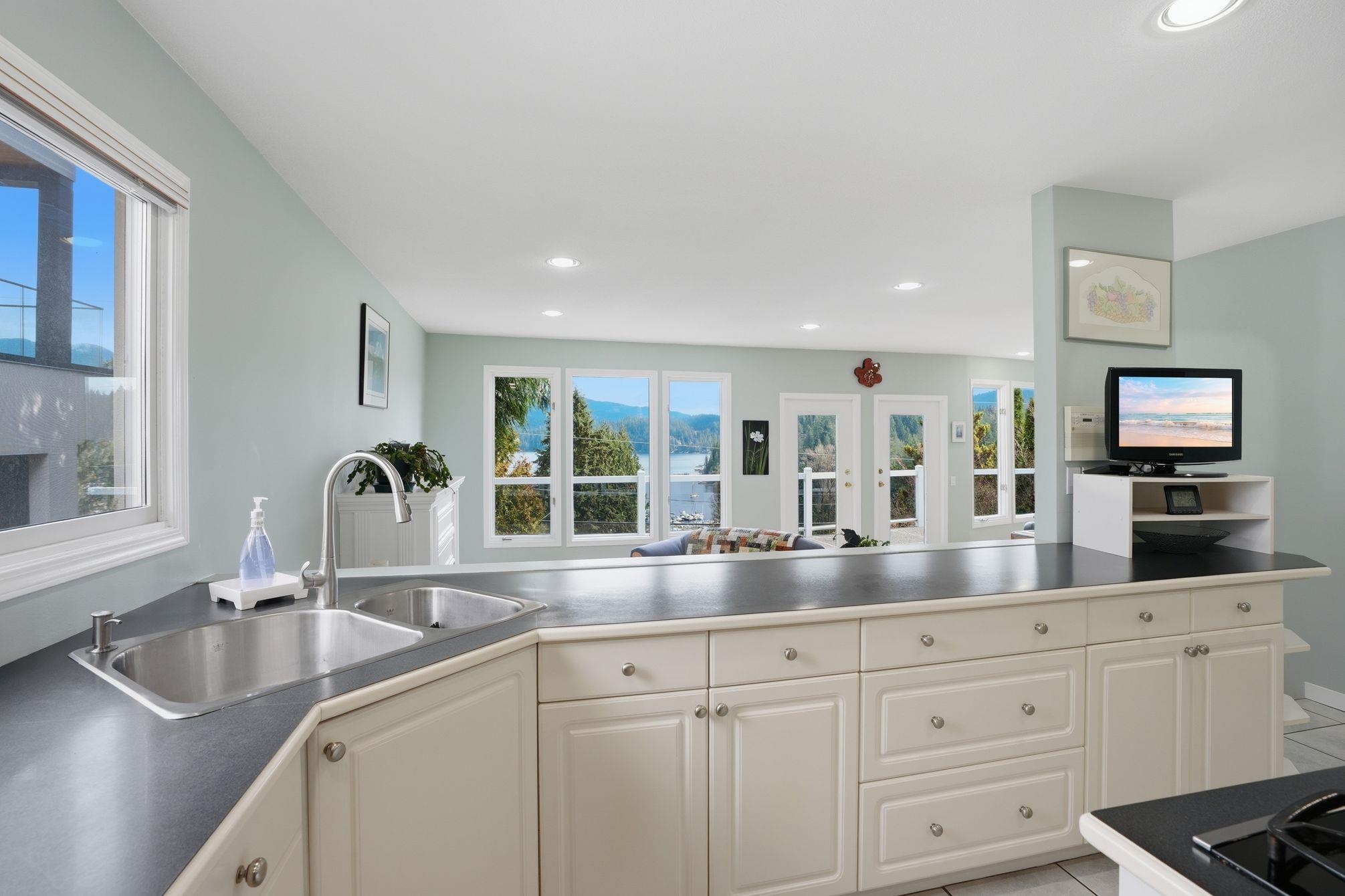 Additional image 5 of 2341 Caledonia Avenue, North Vancouver, BC, V7G 1T8