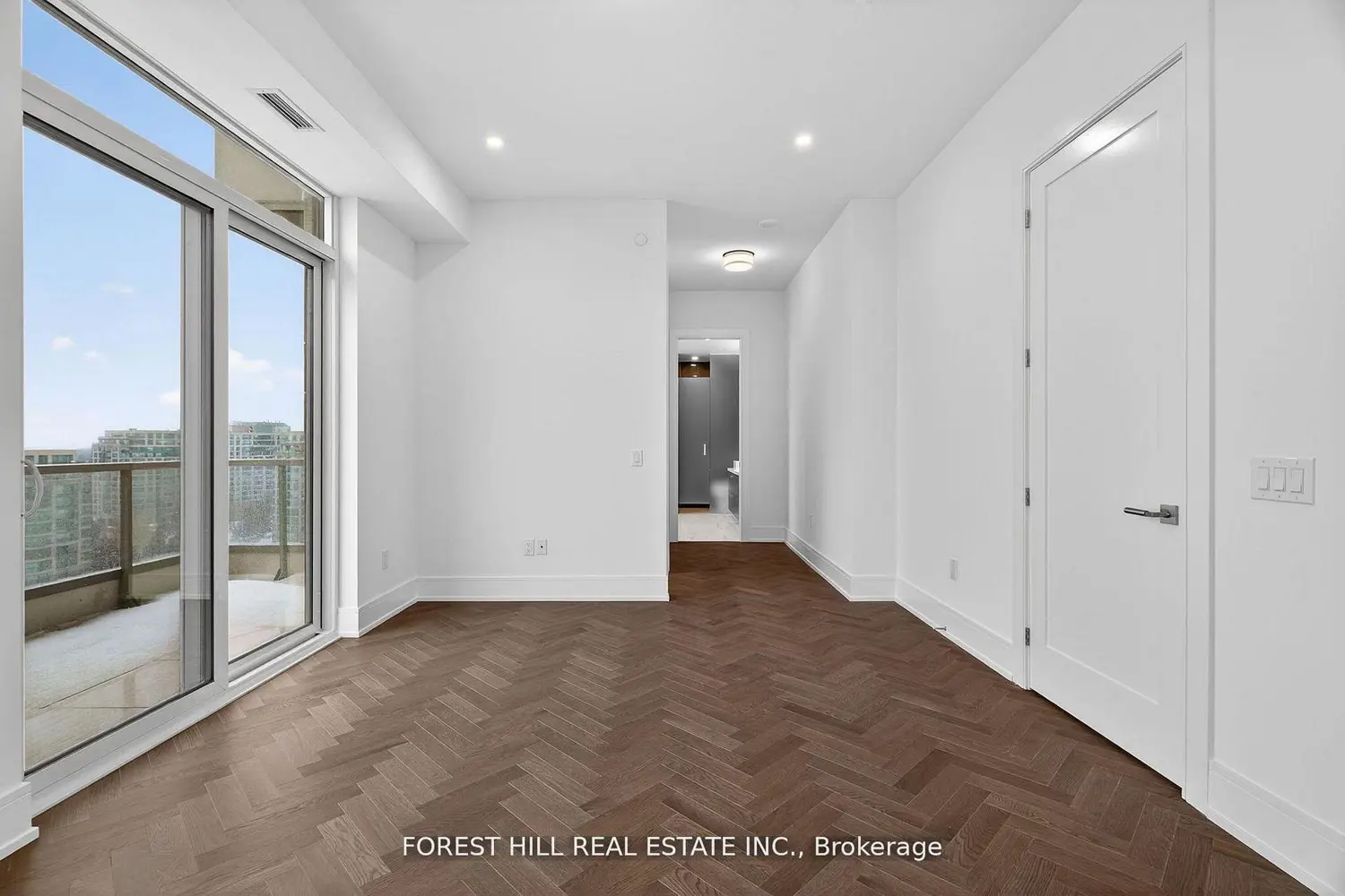 Additional image 6 of 399 Royal Orchard Boulevard Lph22
