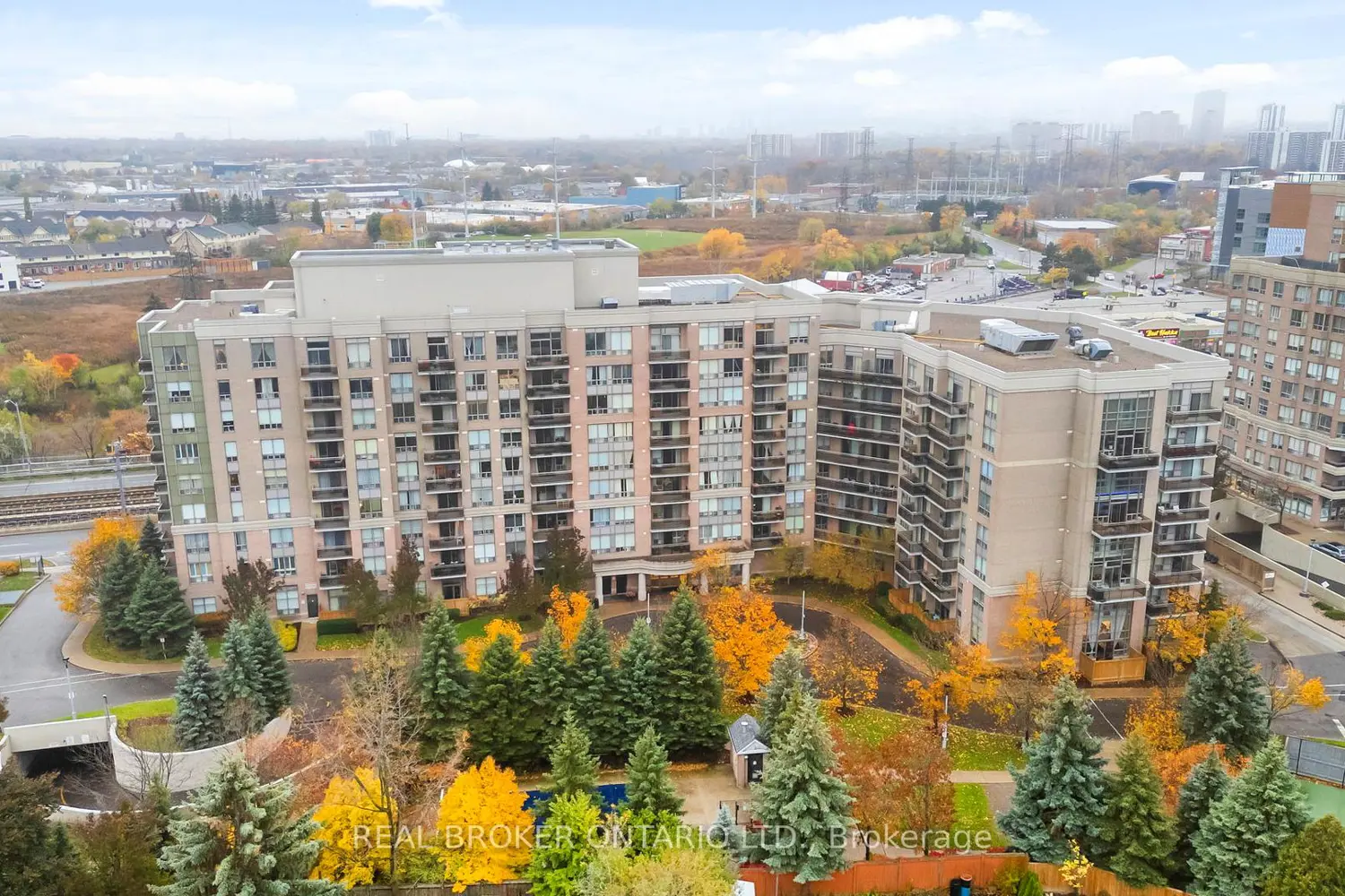 Additional image 16 of 1720 Eglinton Avenue 601