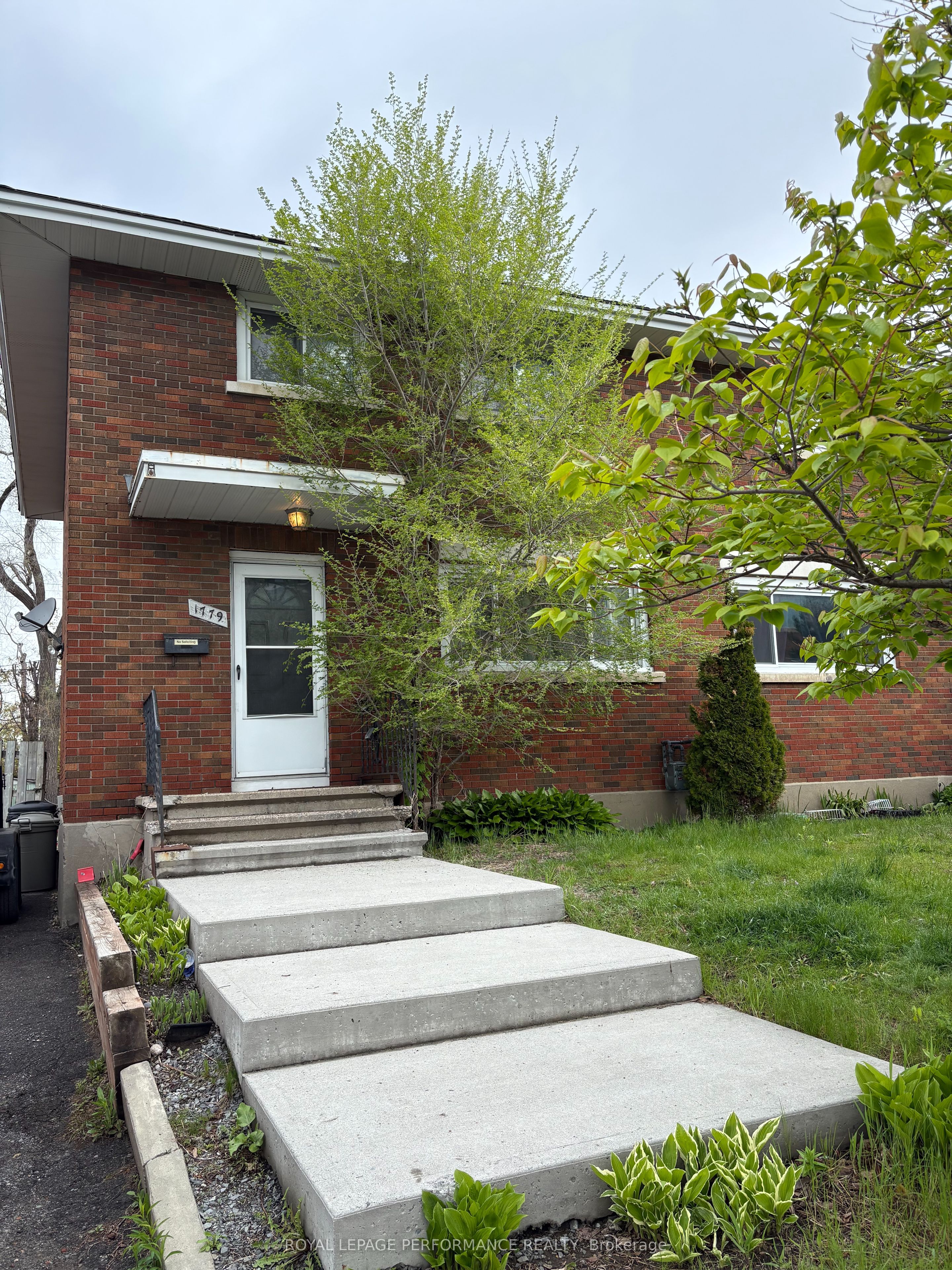 1779 Kerr Avenue, Ottawa, ON, K2A 1H9