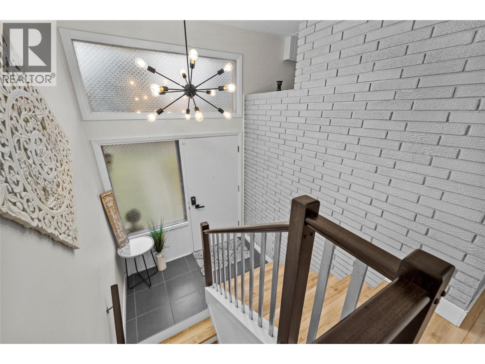 Additional image 2 of 1515 Robinson Crescent, Kamloops, BC, V2C3J2