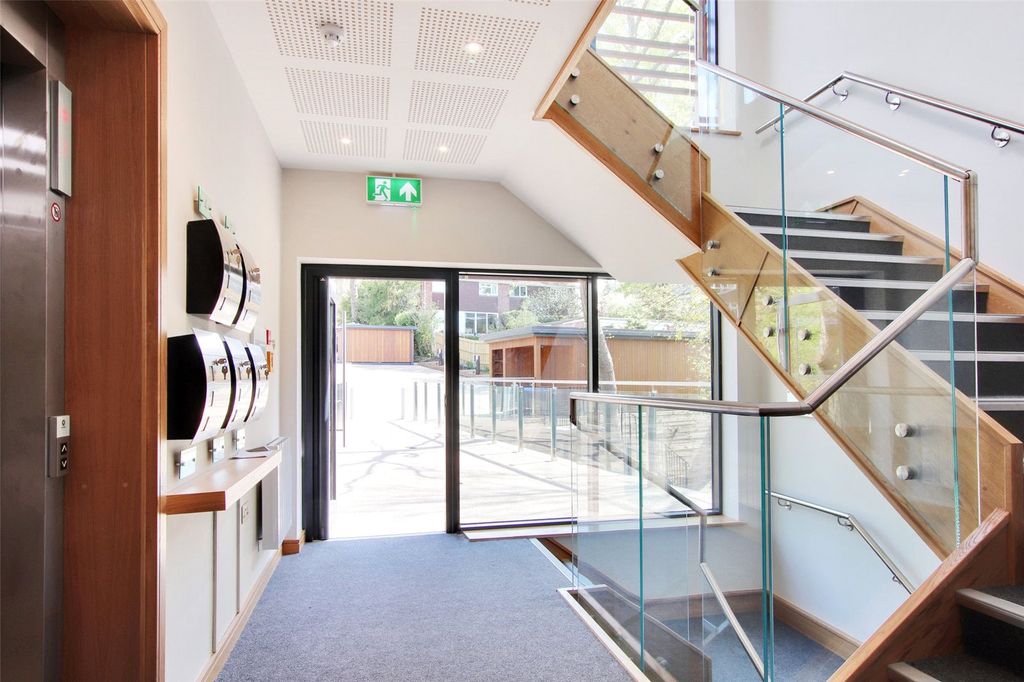 Additional image 11 of 2 bed flat to rentGranville Road, Sevenoaks, Kent TN13