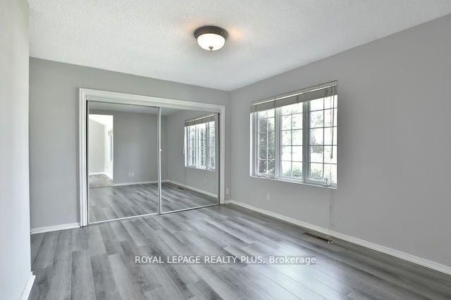 Additional image 3 of 48 Birkbank Drive, Oakville, ON, L6J 4Y9