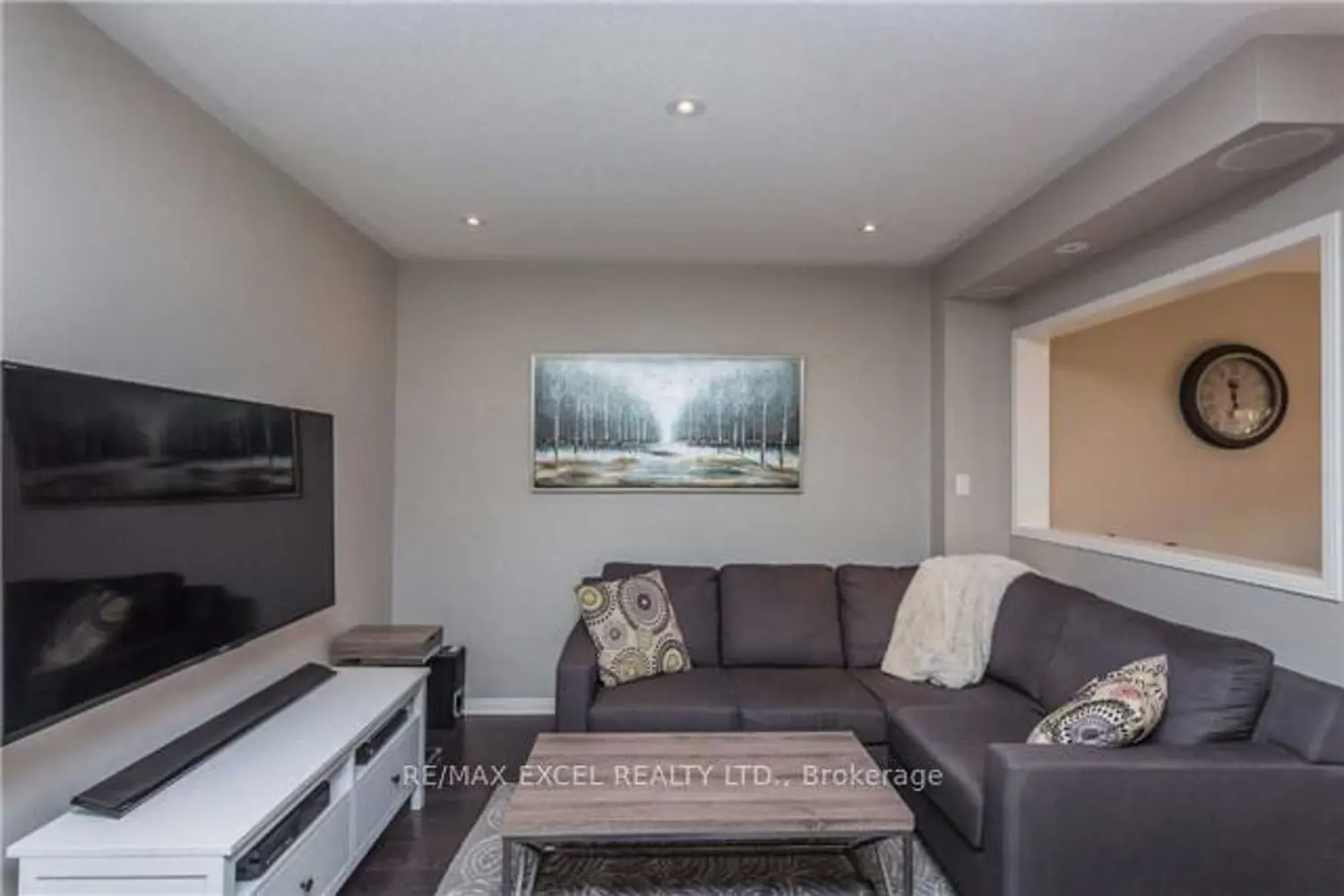 252 Sandale Road photo 4