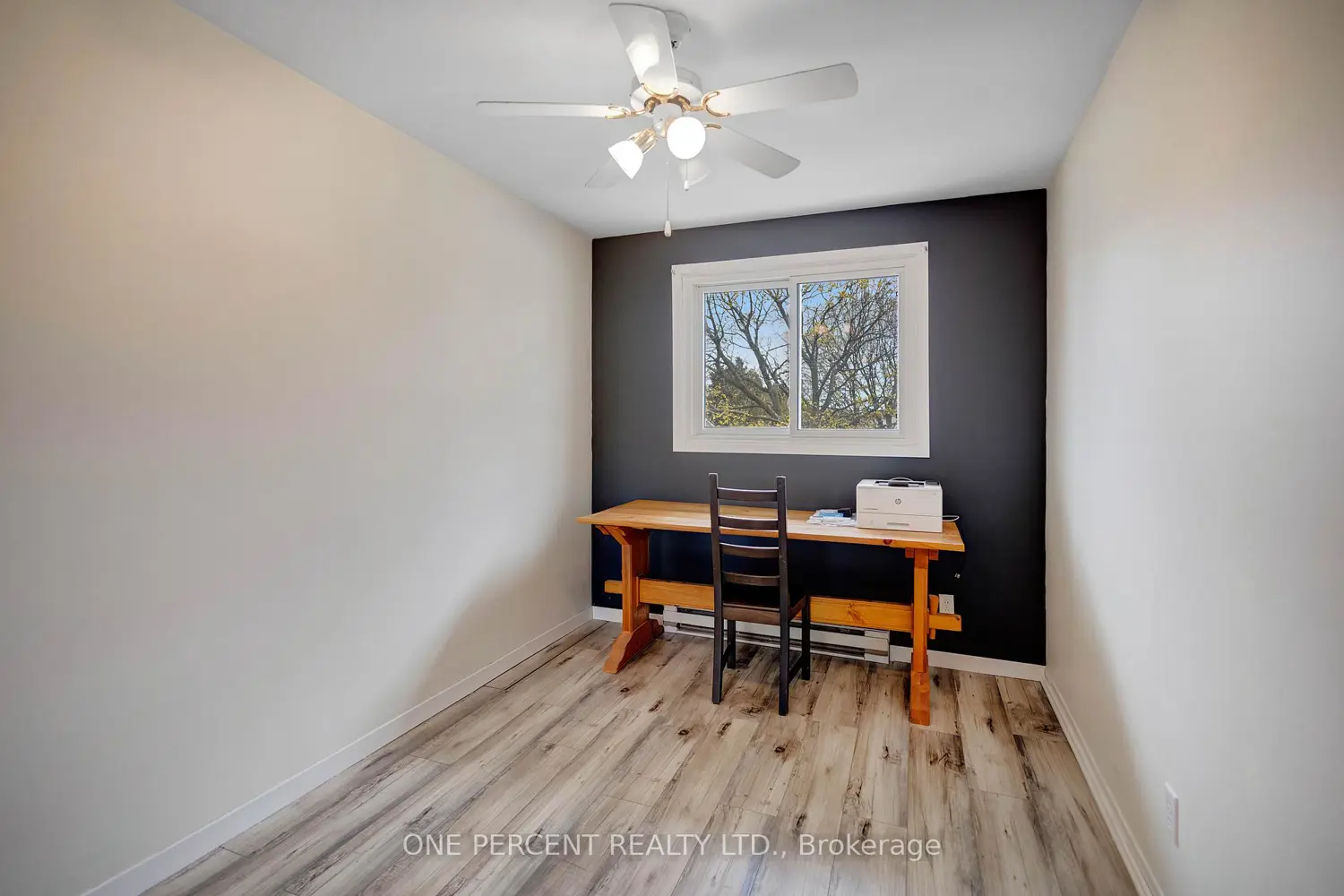 Additional image 9 of 32 Montclair Crescent