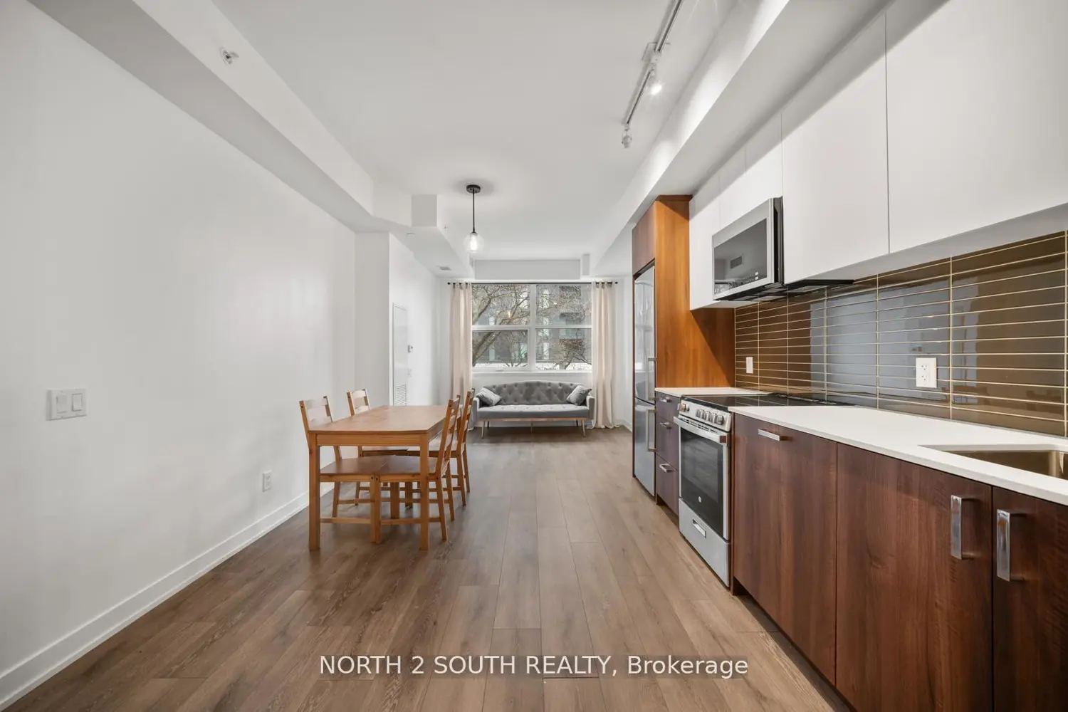 Additional image 6 of 1787 St Clair Avenue 213