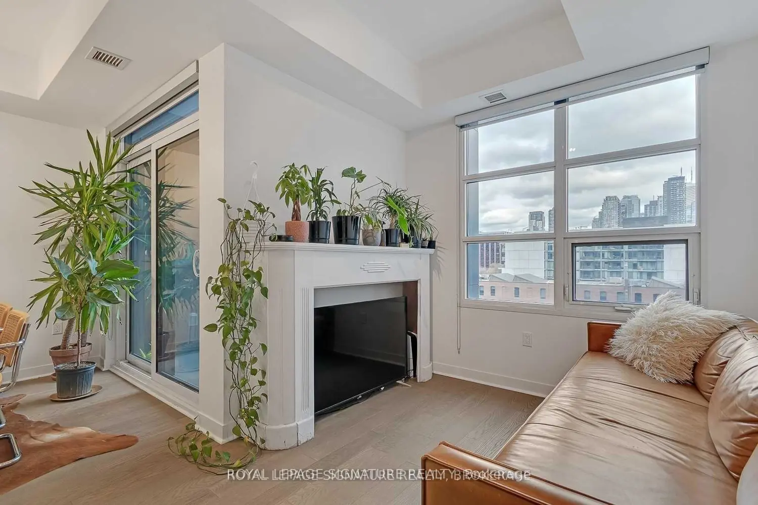 Additional image 5 of 501 Adelaide Street 804