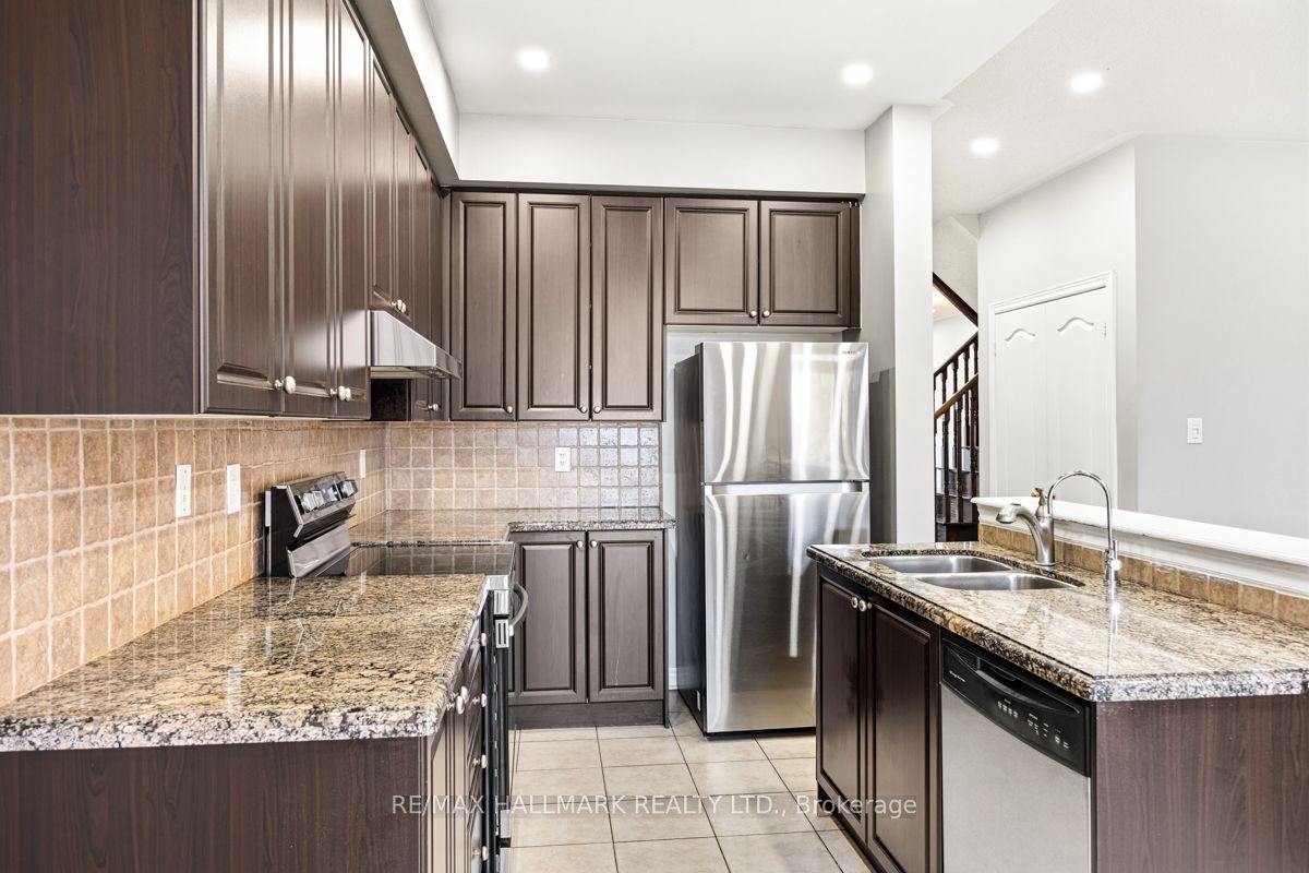 Additional image 6 of 33 Tomabrook Crescent, Brampton, ON, L6R 0V2