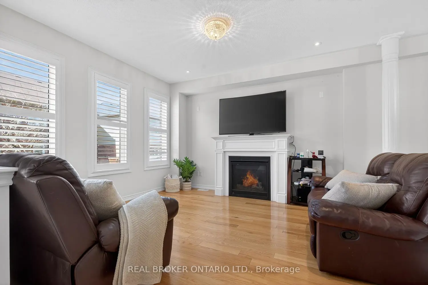 Additional image 4 of 27 Fingland Crescent