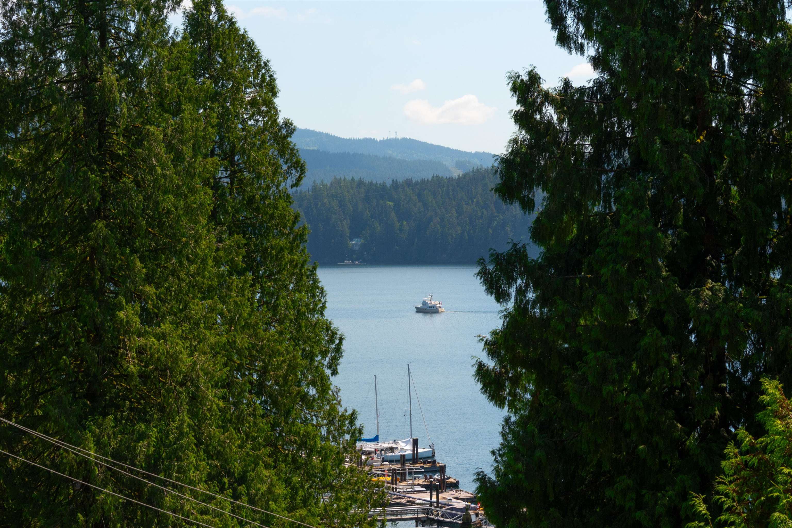 Additional image 3 of 2643 Panorama Drive, North Vancouver, BC, V7G 1V7