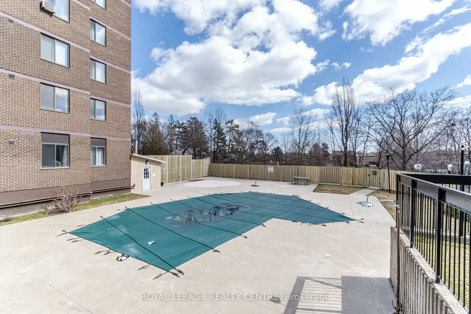Additional image 19 of 2556 Argyle Road 1201