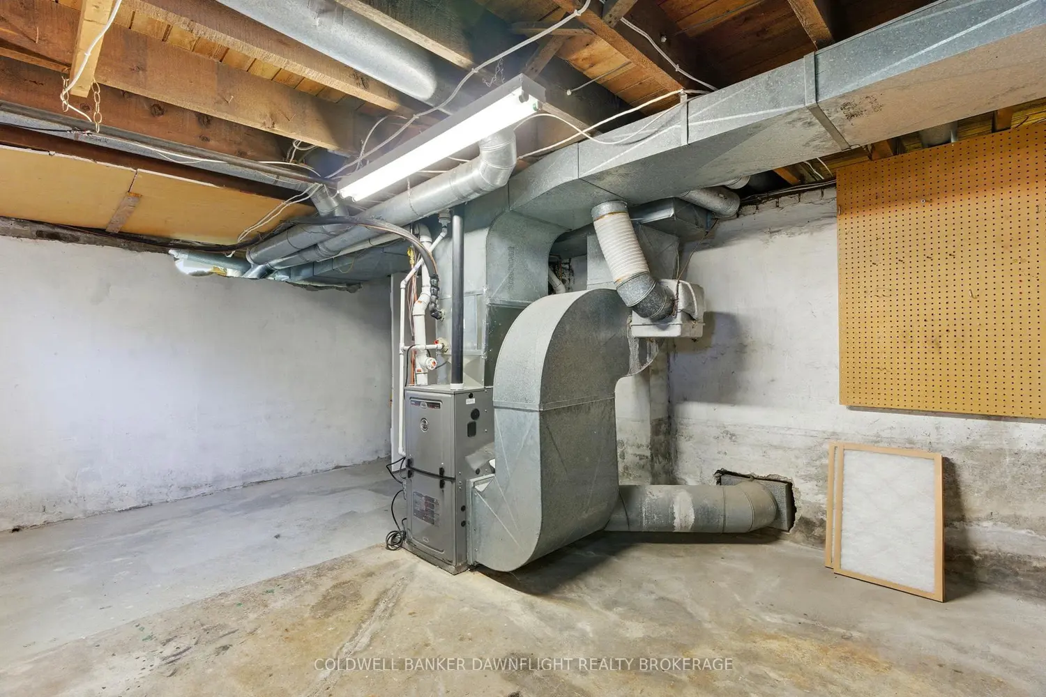 Additional image 14 of 484 Carling Street