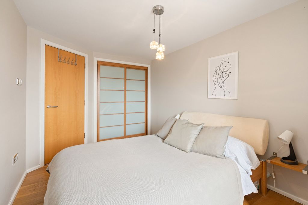 Additional image 24 of 2 bed flat to rentBreadalbane Street, Leith, Edinburgh EH6
