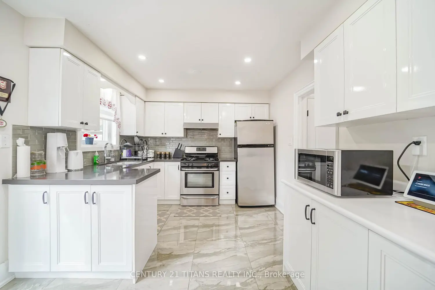 Additional image 6 of 42 Pixley Crescent
