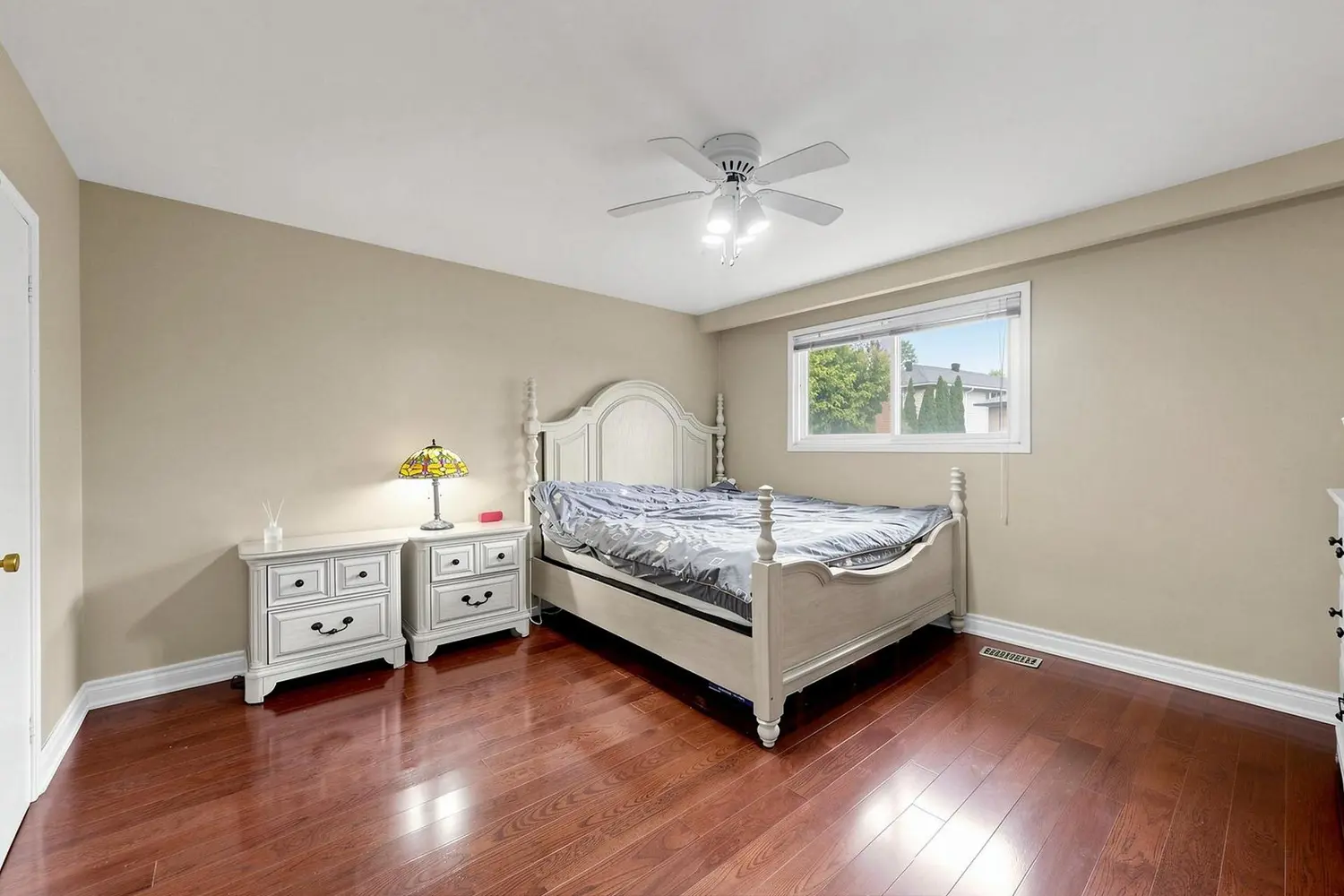 Additional image 8 of 19 Robingrove Road
