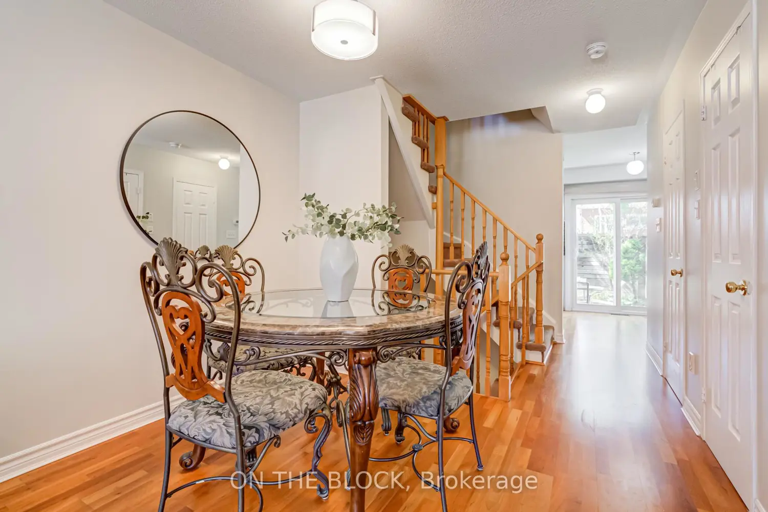 Additional image 4 of 224 Rosemount Avenue 4