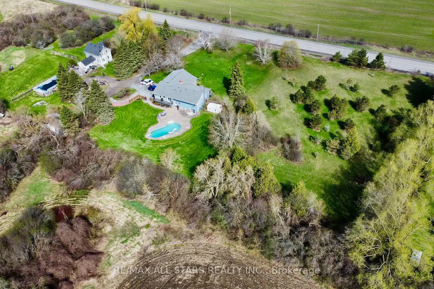 Additional image 16 of 1374 Brock Street