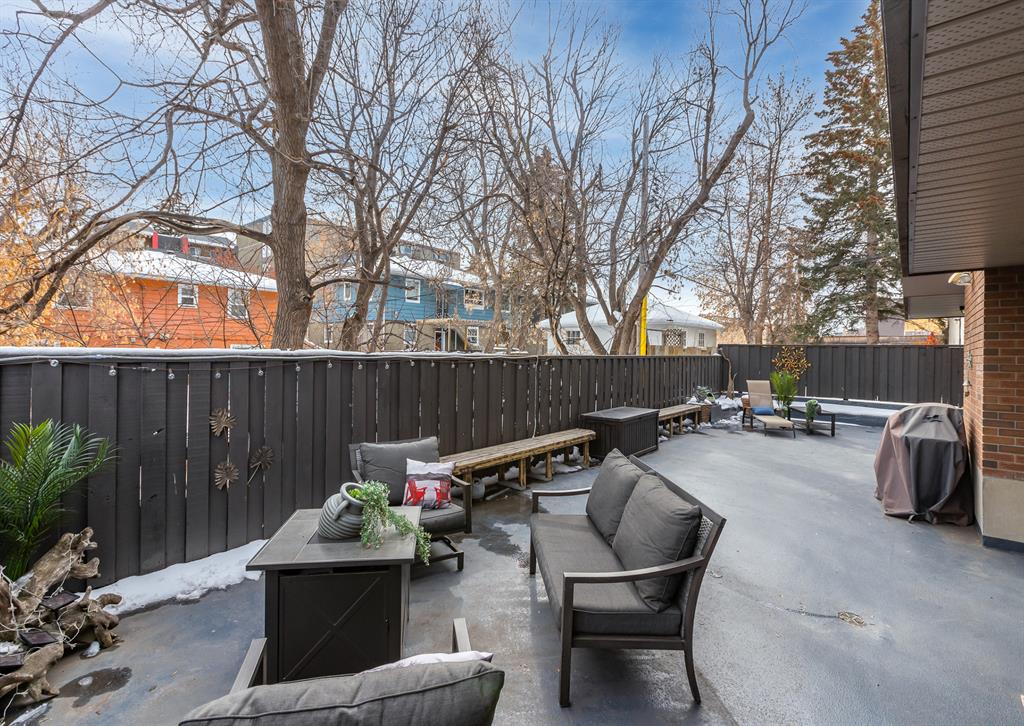1-2208 17a Street SW, Calgary, AB, T2T 4S1