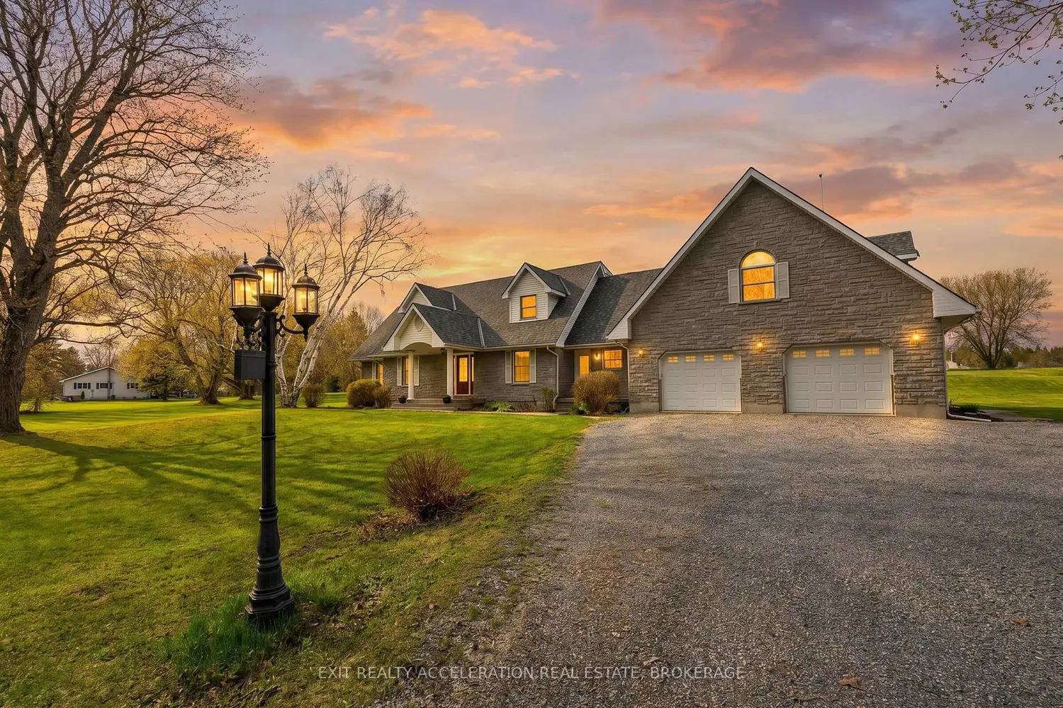 7349 County Rd 2