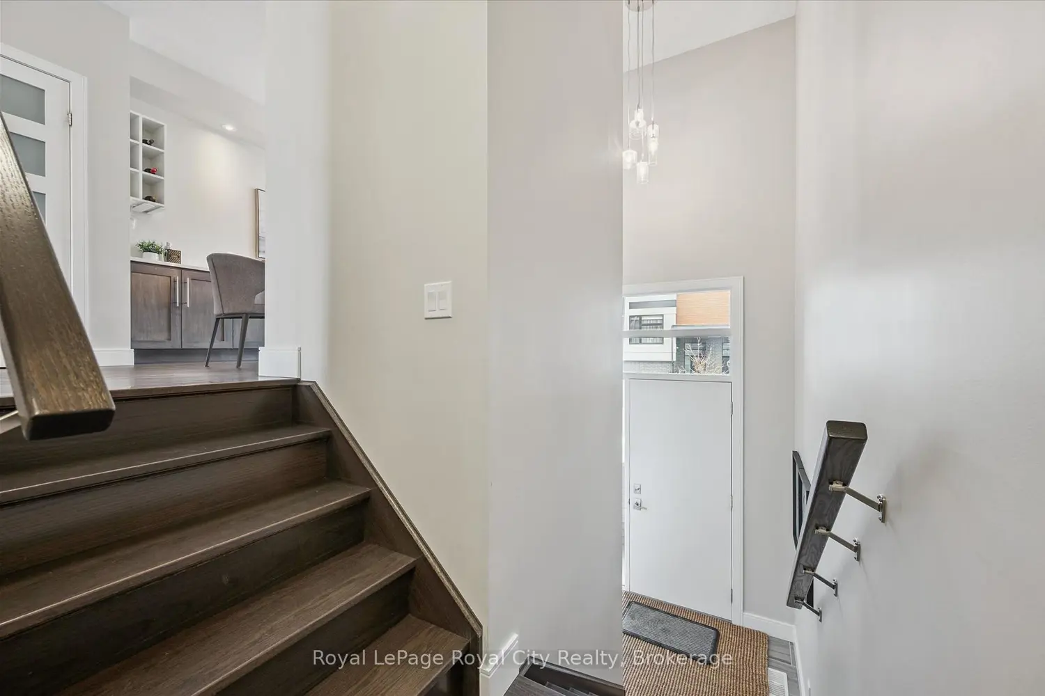 60 Arkell Road 25 photo 3
