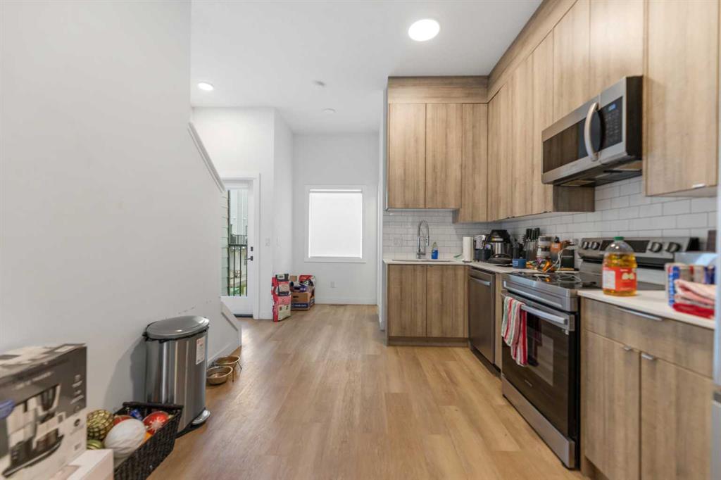 Additional image 3 of 211-101 Panatella Square NW, Calgary, AB, T3K 2R9