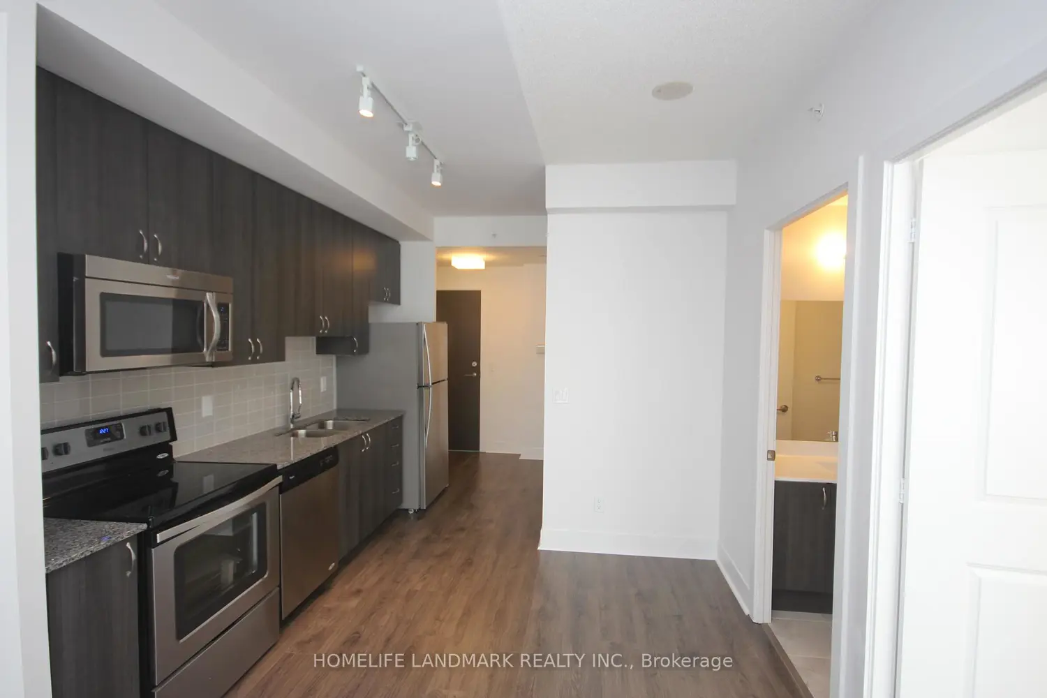 Additional image 16 of 68 Merton Street 204