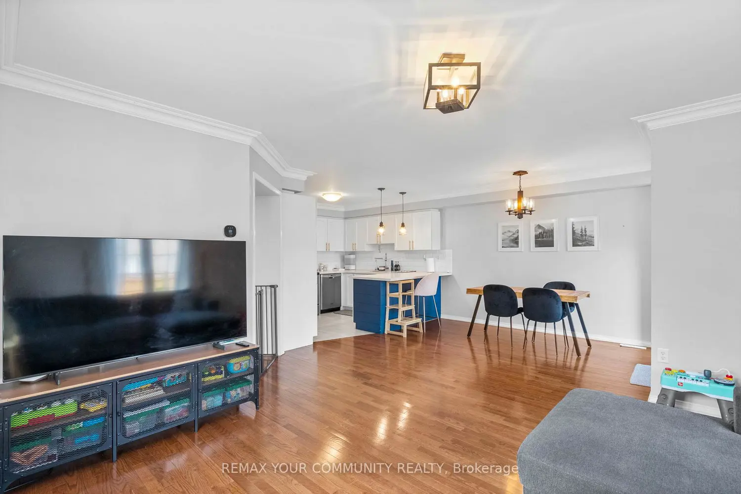 Additional image 3 of 18 Telstar Way