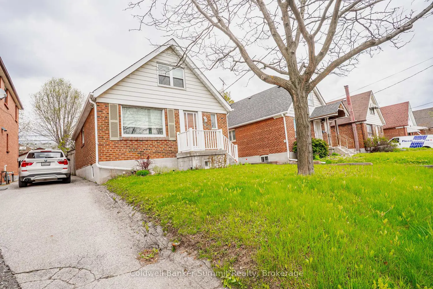 Additional image 2 of 2123 Keele Street