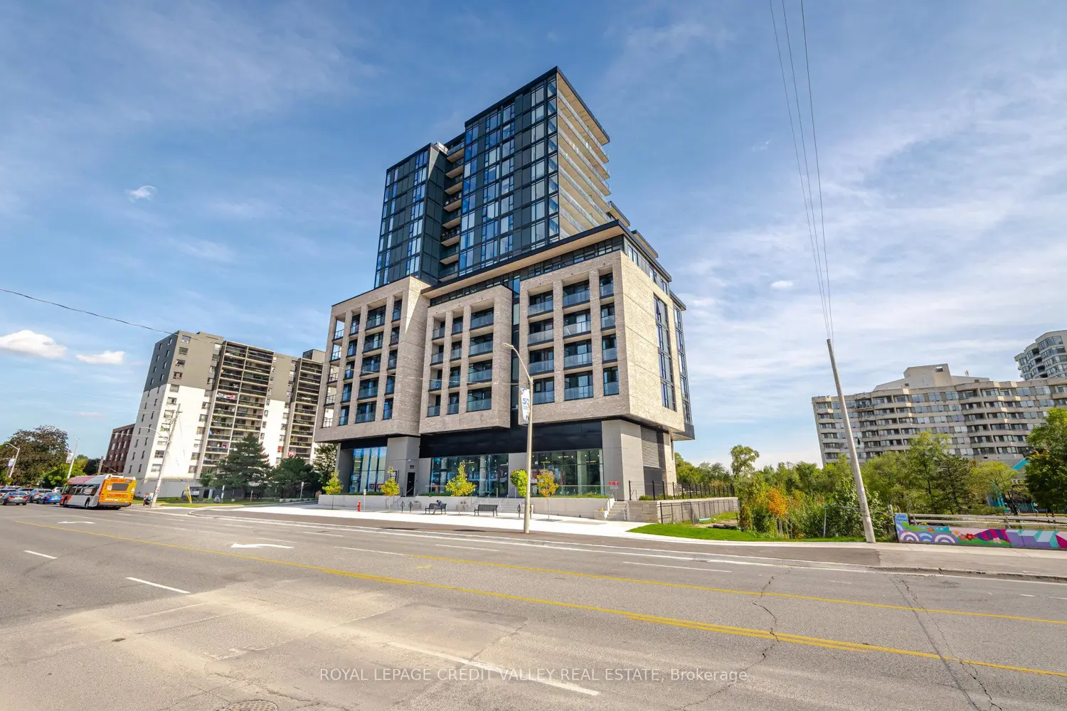 Additional image 20 of 86 Dundas Street 315