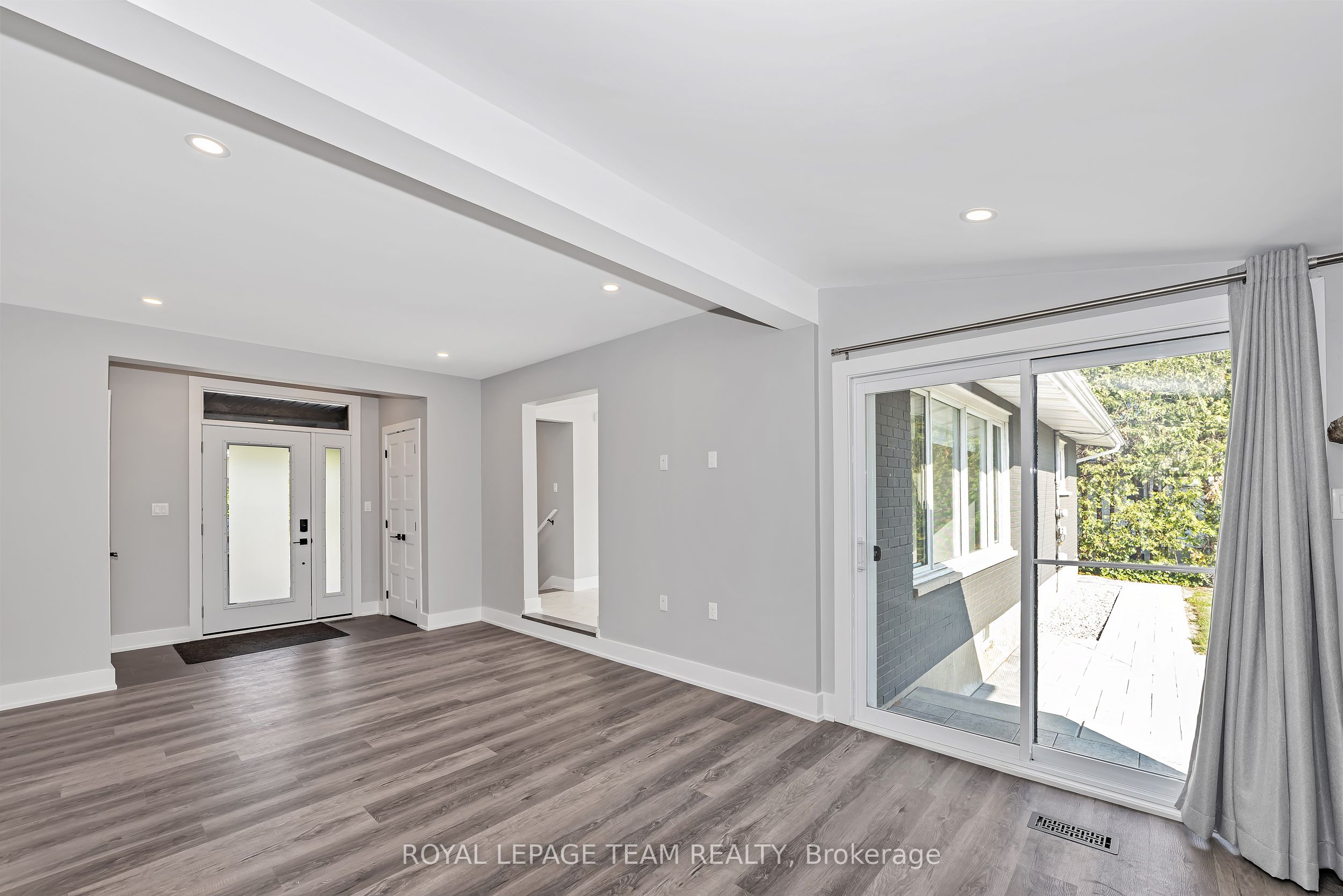 Additional image 6 of 12 Largo Crescent, Ottawa, ON, K2G 3C7