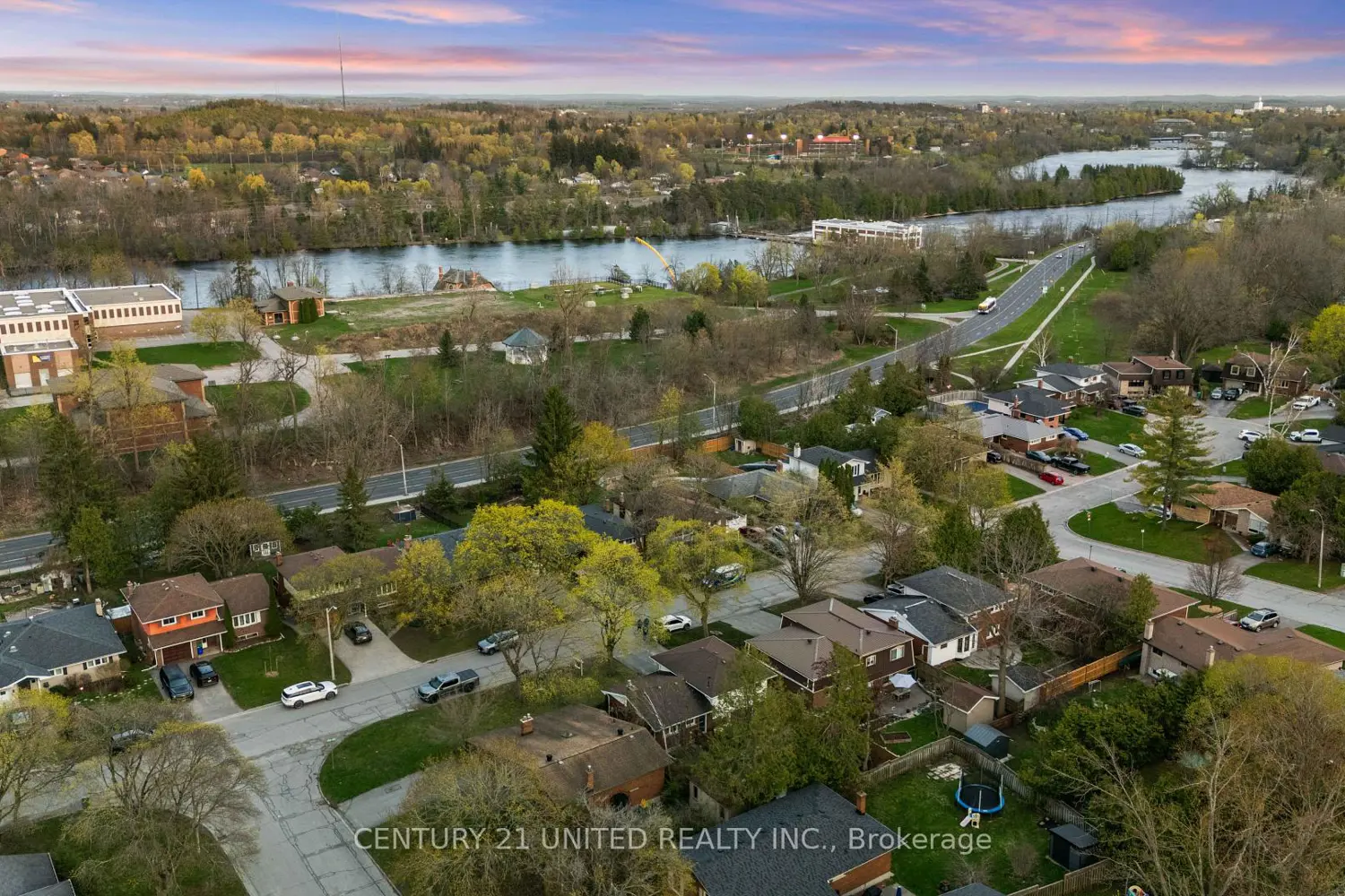 Additional image 16 of 1227 Cartier Boulevard