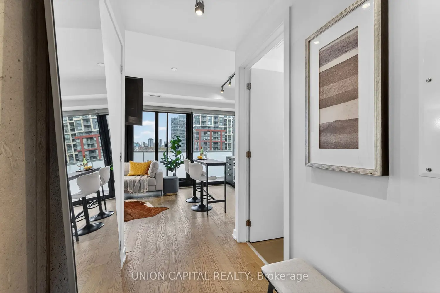 Additional image 6 of 11 Charlotte Street 1004
