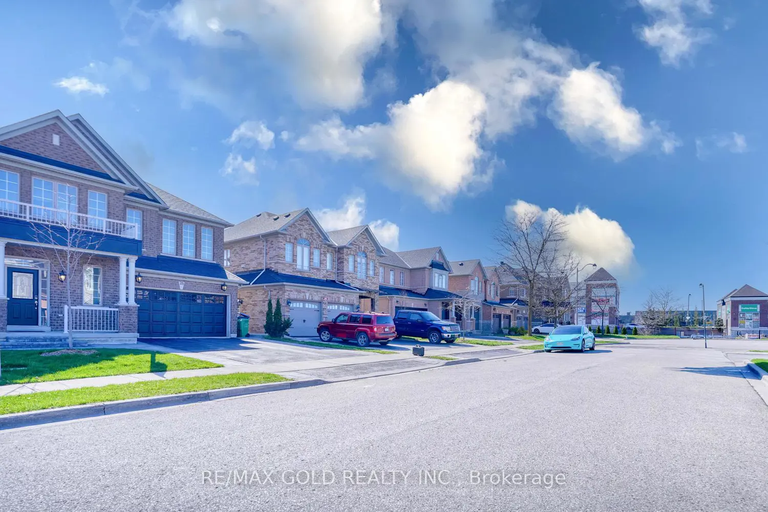 28 Prada Court