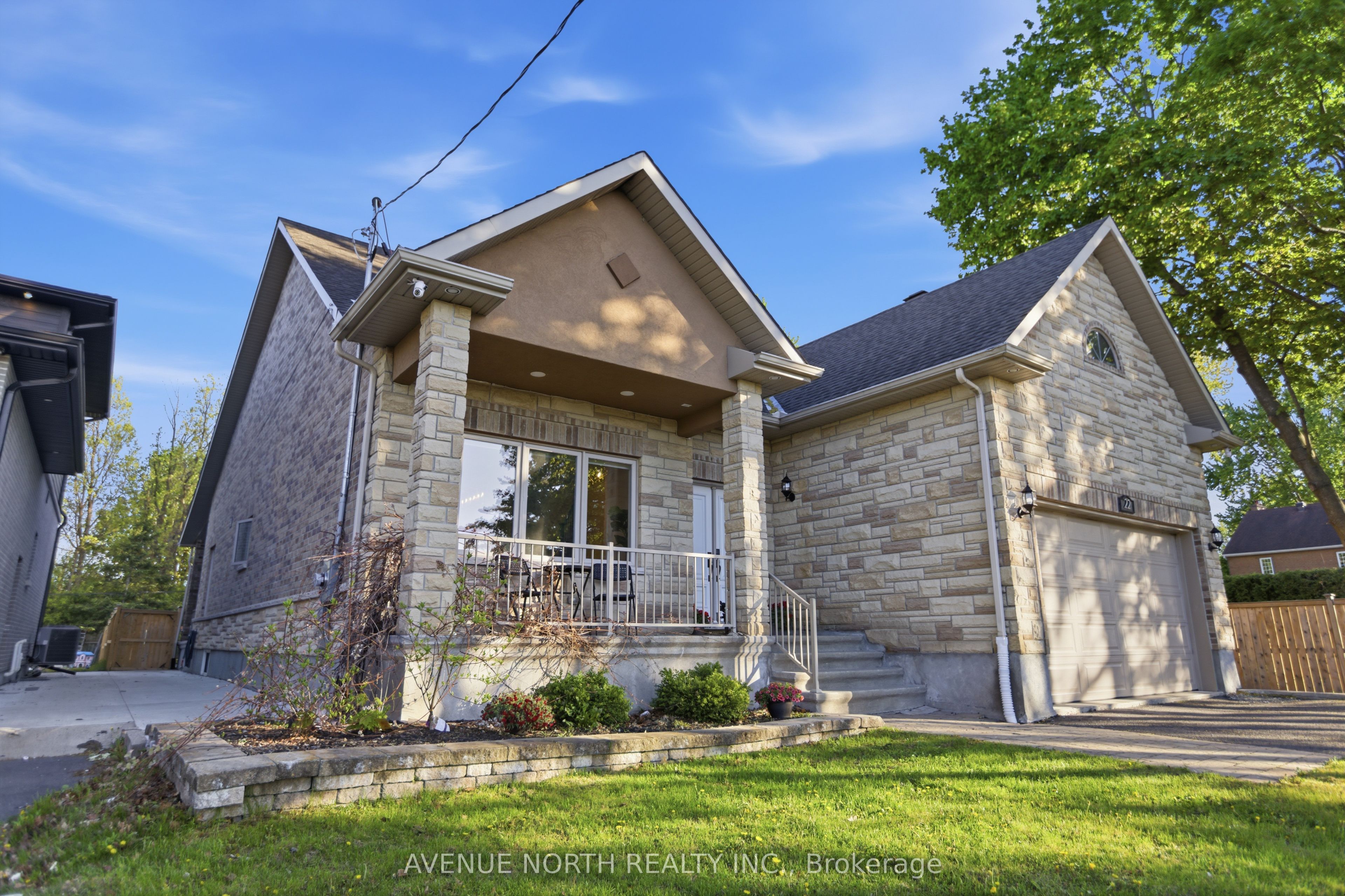Additional image 3 of 22 Kemp Drive, Ottawa, ON, K1T 3W9